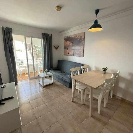 Mitjana Apartamento Con Piscina Ciutadella  Eksteriør bilde