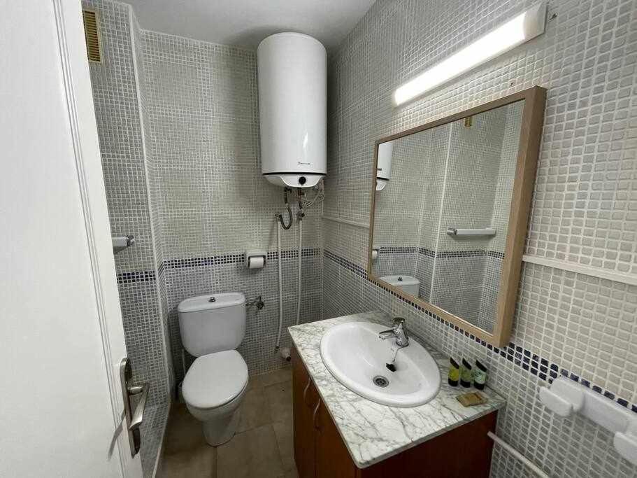 Mitjana Apartamento Con Piscina Ciutadella  Eksteriør bilde